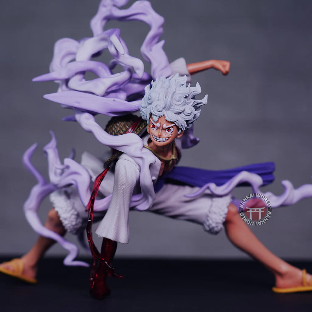 One Piece: Luffy Gear 5 Punch Down 15cm - Action Figure