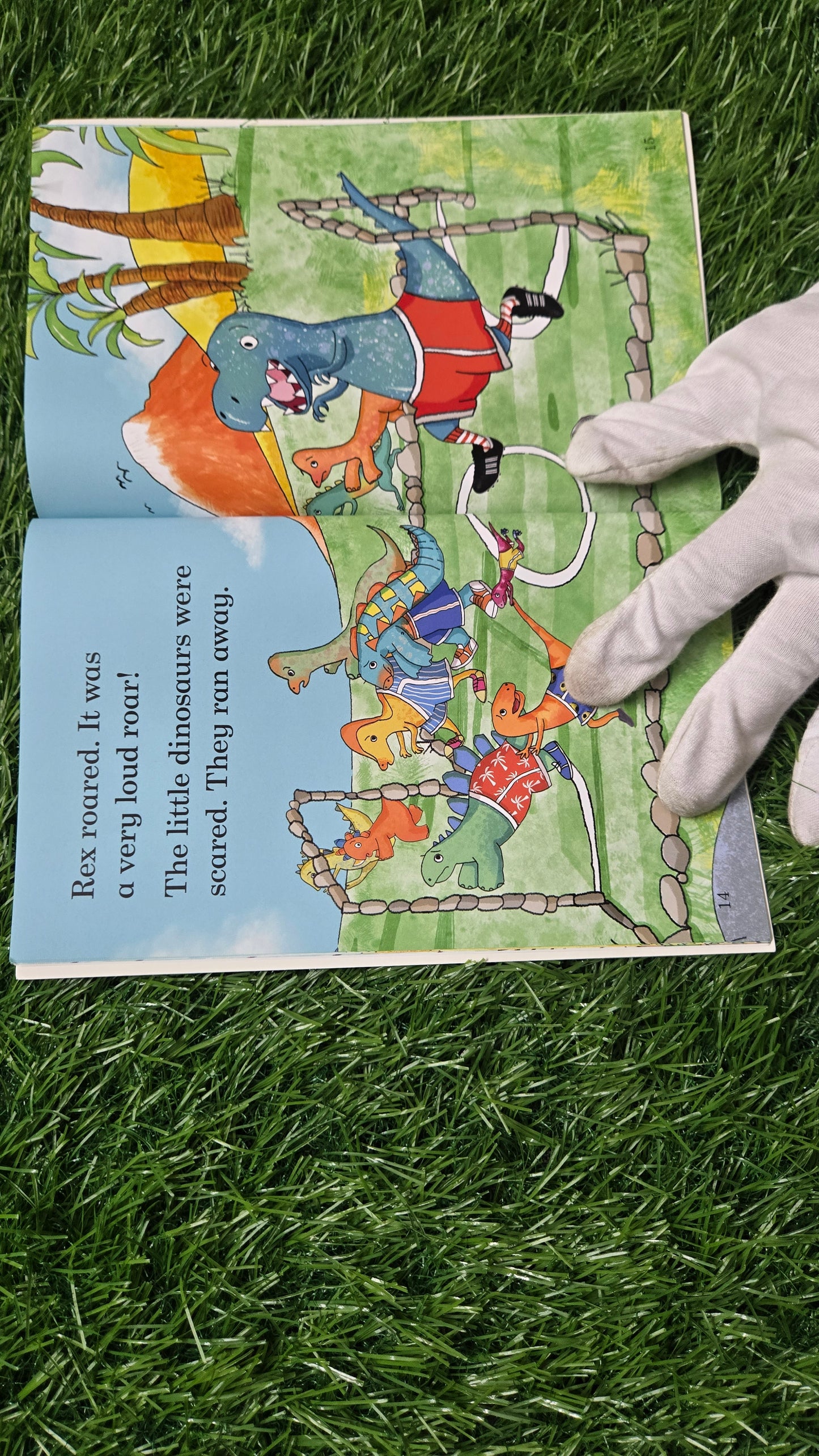 Rex the Big Dinosaur by Ladybird
