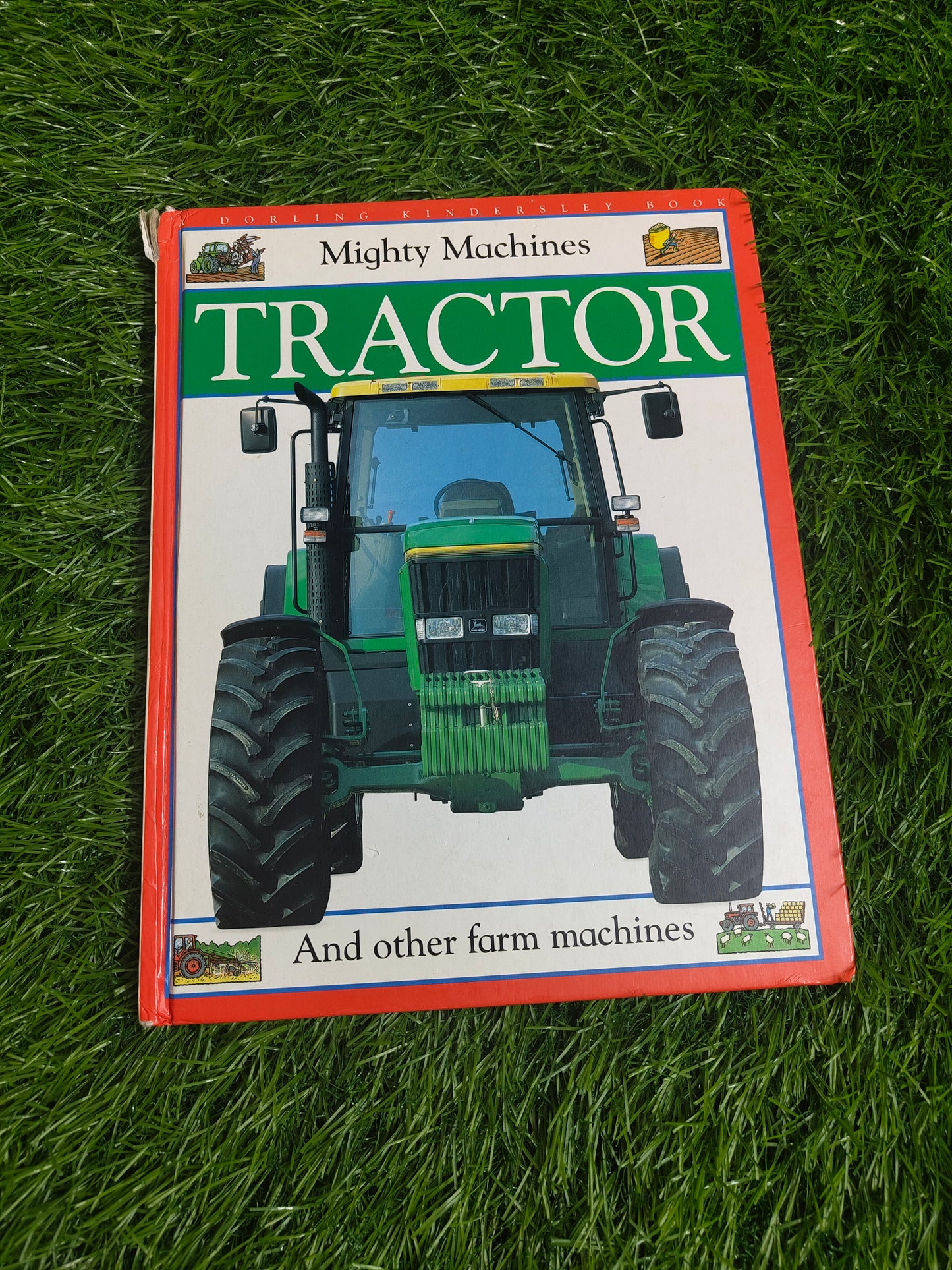 Tractor (Mighty Machines) by Claire Llewellyn
