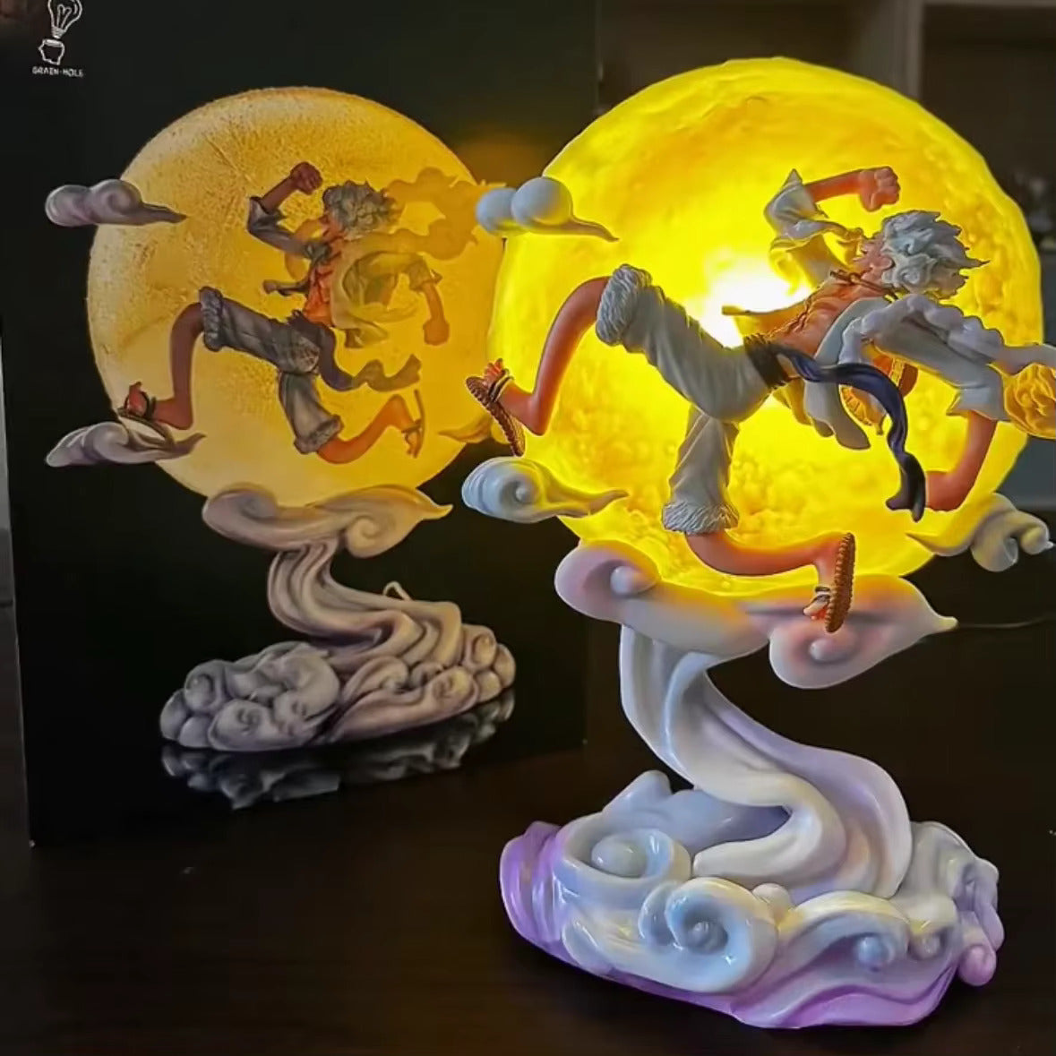 One Piece: Luffy Gear 5 Moon Lamp - 28cm Action Figure