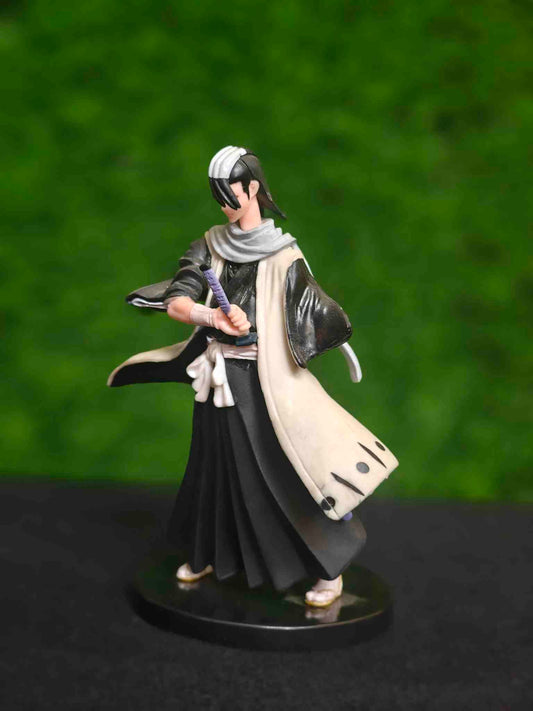 Bleach: Byakuya Kuchiki Captain - Action Figure