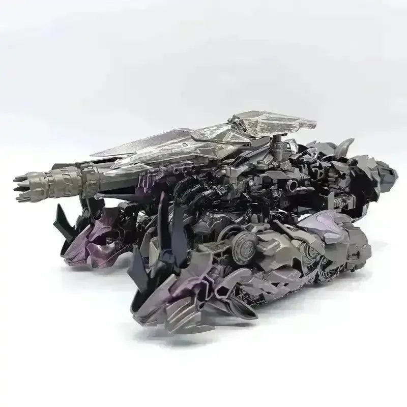 Baiwei TW-1028B Shockwave Action Figure (20 cm)