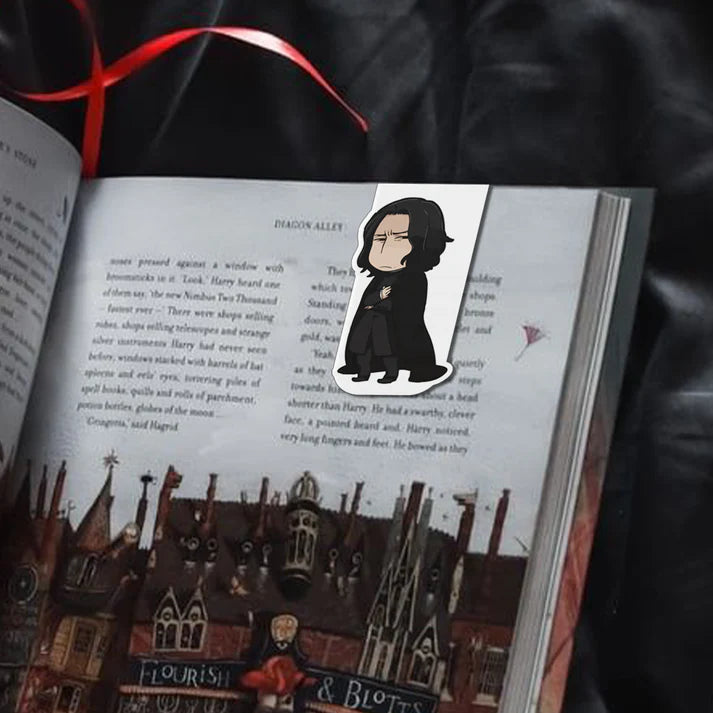 Harry Potter The Hogwarts Collection Magnetic Bookmarks Set of 6