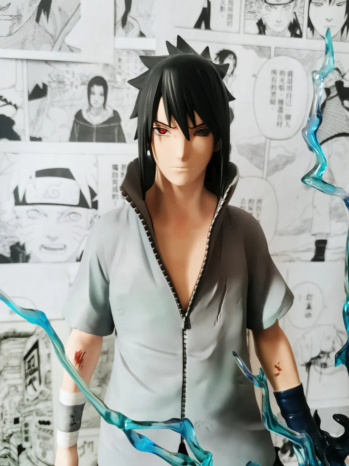 Naruto Series : Sasuke The Valley of the End Resin - Action Figure