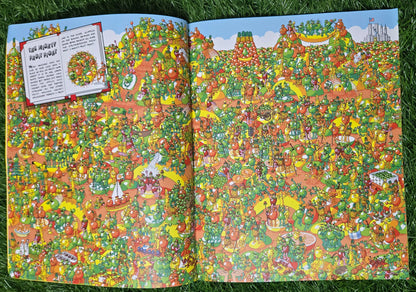 Where's Wally? The Wonder Book: From the original search-and-find series By Martin Handford