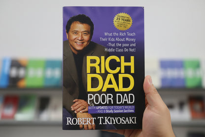 Rich Dad Poor Dad (25th Anniversary) By Robert T. Kiyosaki (Paperback)