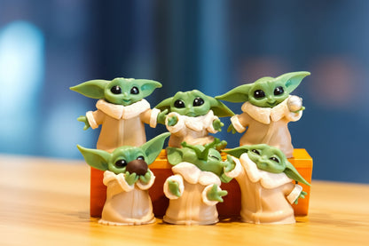 Cute Star Wars Baby Yoda Action Figure Cute Desk Decoration