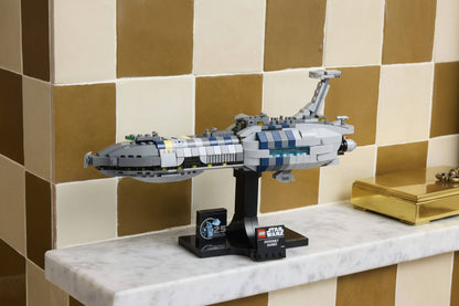 Star Wars Invisible Hand Buildable Starship Vehicle Model