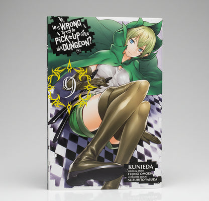 Is It Wrong to Try to Pick Up Girls in a Dungeon?, Vol 9 (Manga) By Fujino Omori (Paperback)