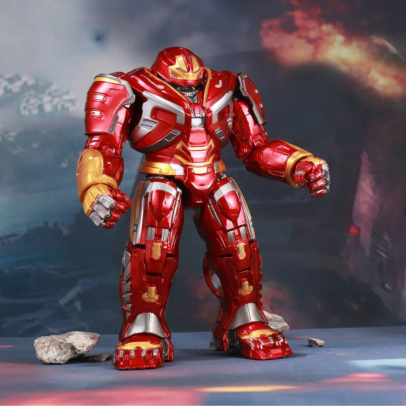 Hulkbuster Marvel Iron Man Action Figure 20 cm Collectible | Superhero Premium Collectibles