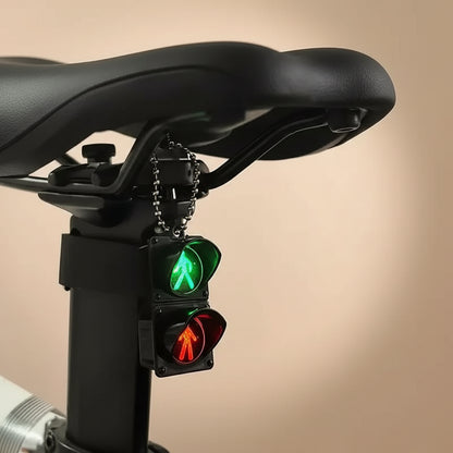 Cool Mini Traffic Light LED Keychain Lights Up And Glows!