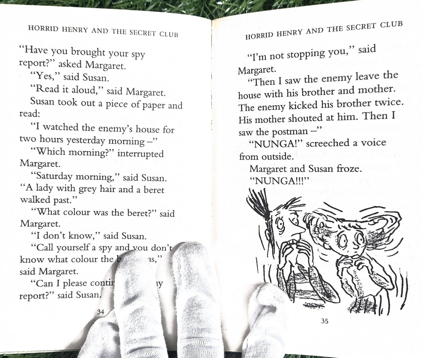 HORRID HENRY AND THE SECRET CLUB by Francesca Simon