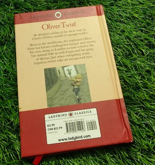Oliver Twist : Ladybird Classics By Charles Dickens (Hardcover)