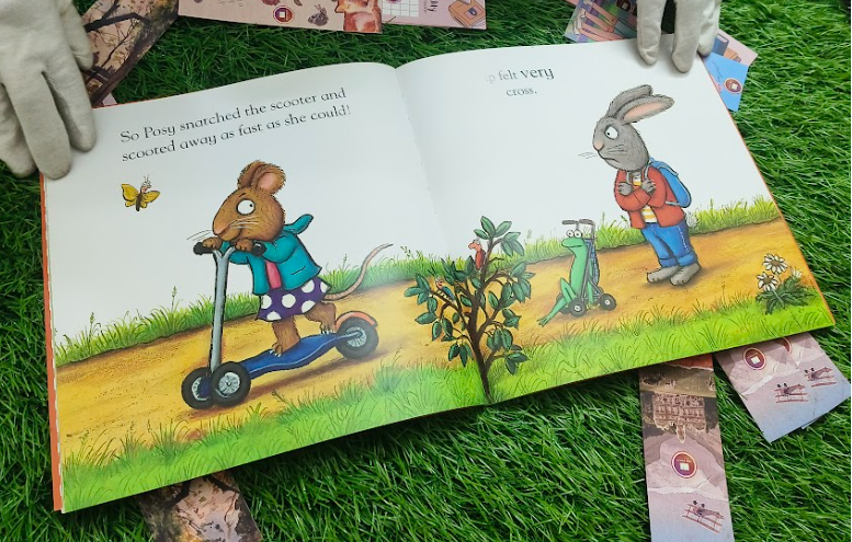Pip and Posy: The Super Scooter By Nosy Crow (Paperback)