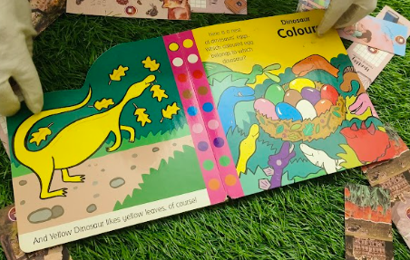 Dinosaur Colours (Hardcover)