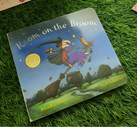 Room on the Broom By Julia Donaldson (Hardcover)