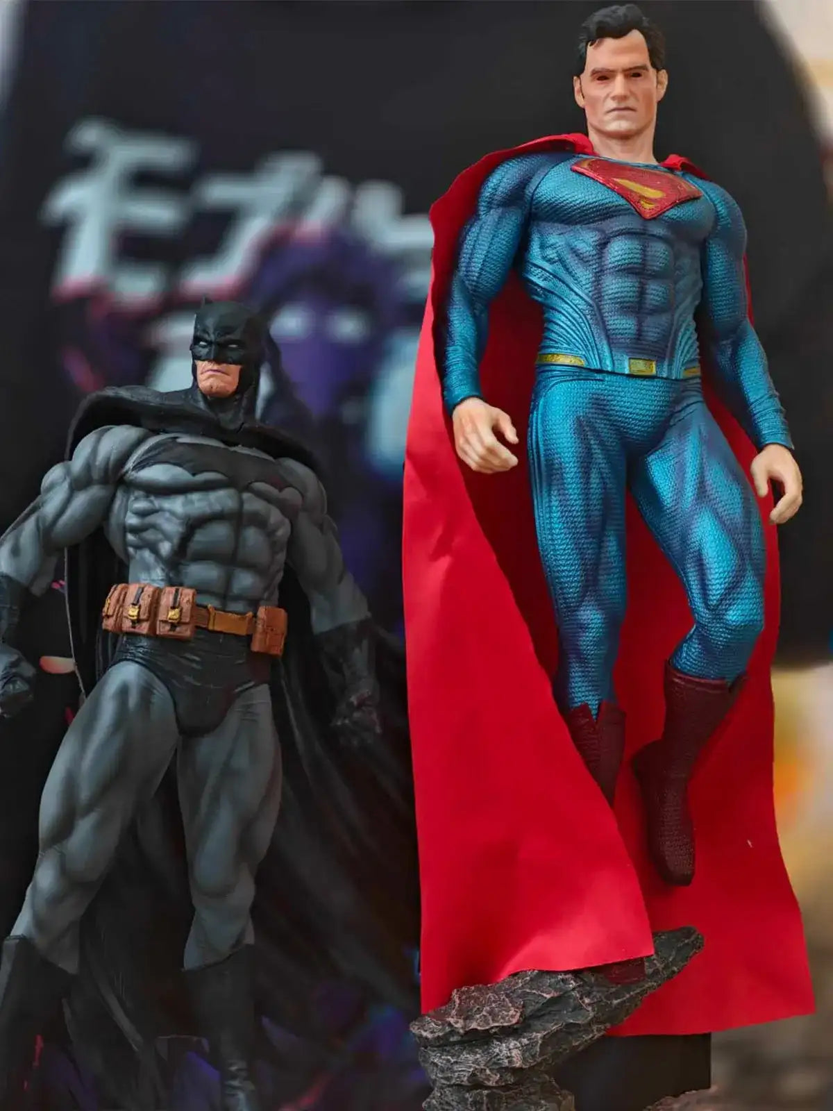 Zack Snyder’s Batman and Superman Figurine