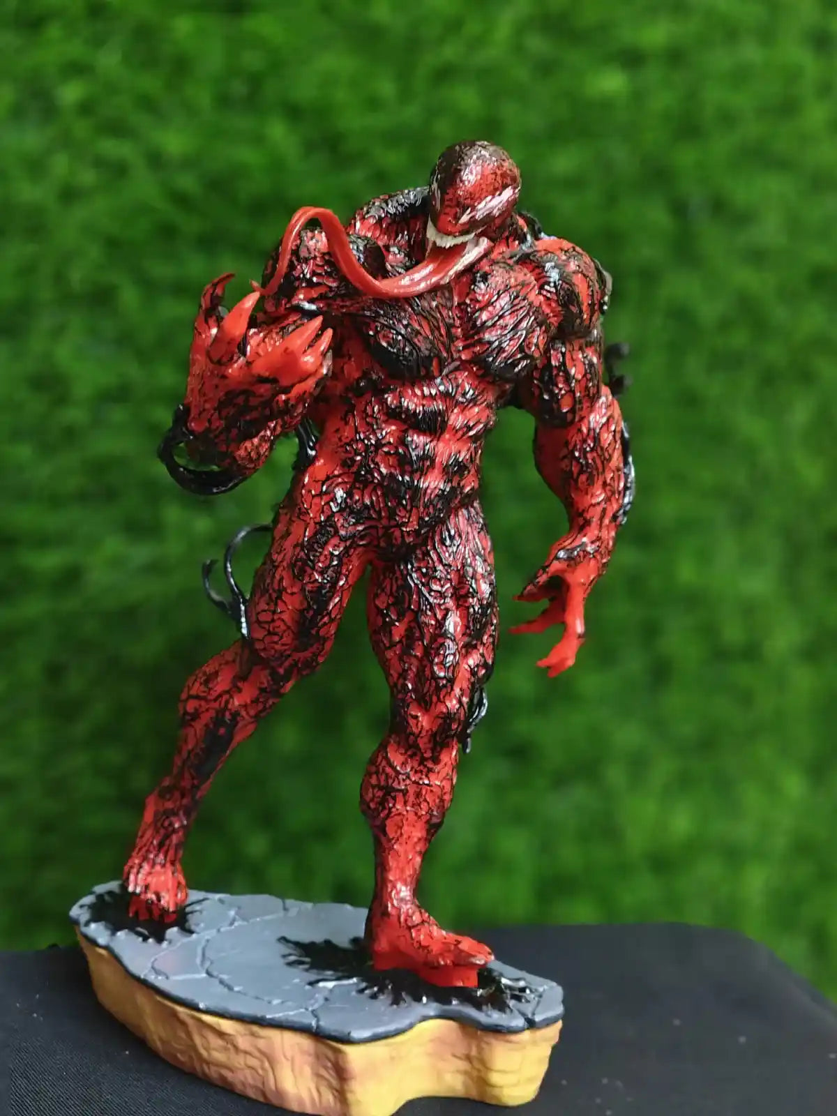 Red Venom (Carnage) Full-Metal Bust Statue