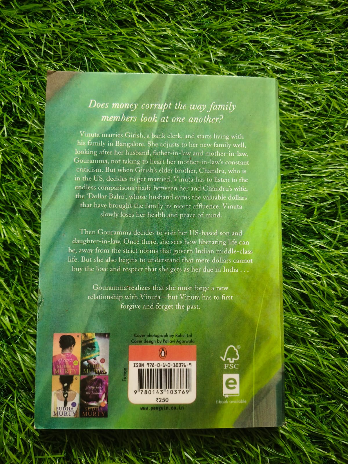 Dollar Bahu By Sudha Murthy (Paperback)