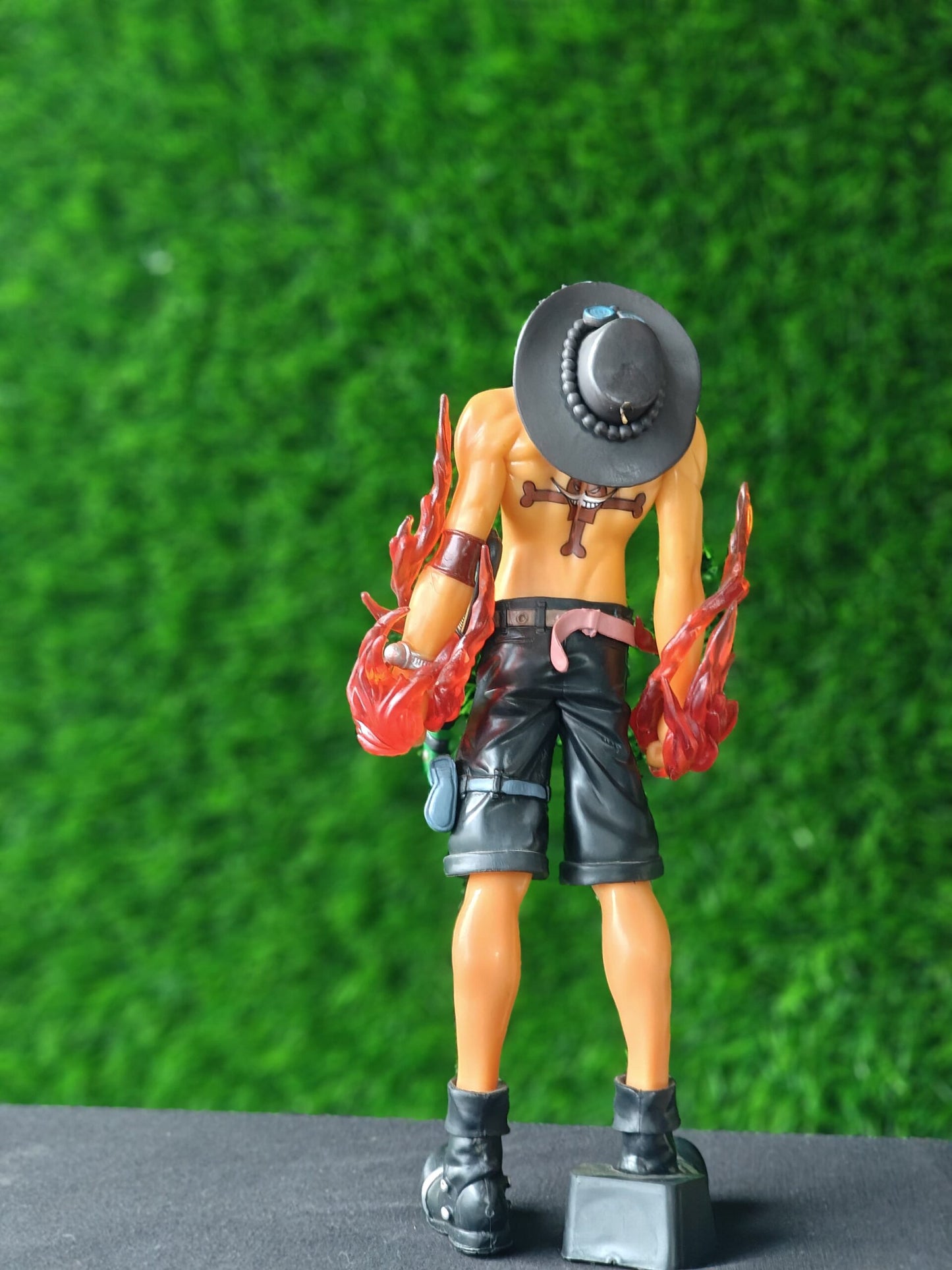 One Piece : Portgas D. Ace Flame Fist Action Figure