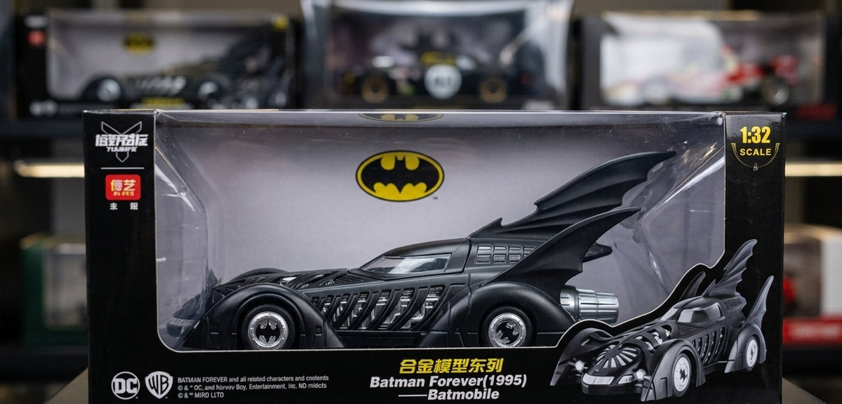 Batman Forever Batmobile Black (1995) 1/32 Scale Diecast Model Car