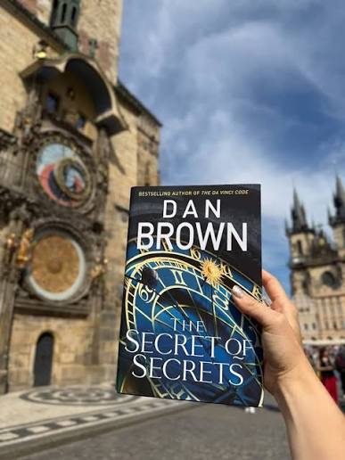 The Secret of Secrets By Dan Brown (Paperback)