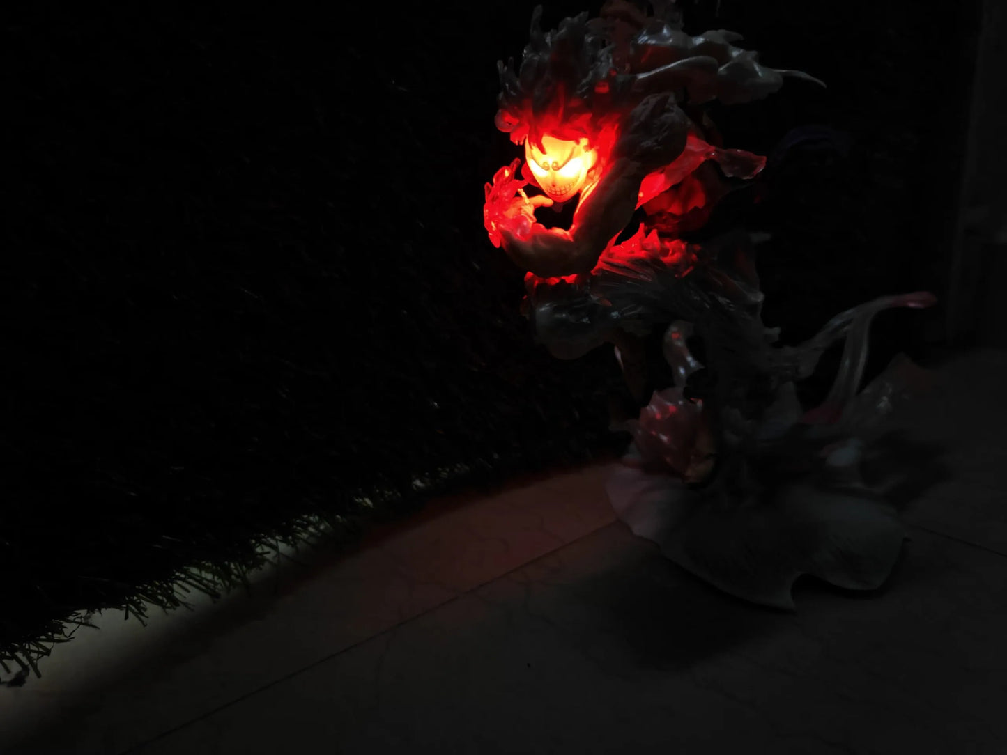 One Piece : Monkey D. Luffy Gear 5 LED - Action Figure