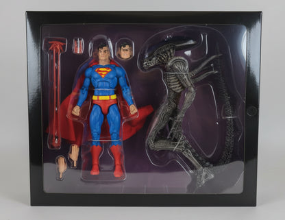 Dark Horse Superman and Alien 2 Pack Action Figure