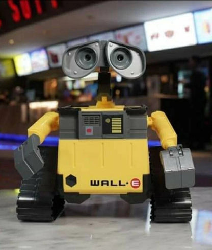 WALL-E Robot Model Mini Bot Action Figure - 6 cm Cute Collectible Figurine